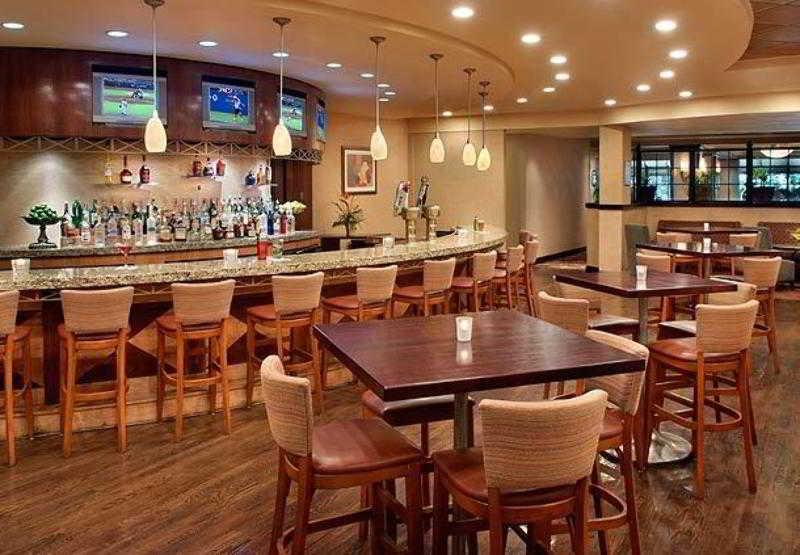 Trumbull Marriott Shelton Restaurant photo
